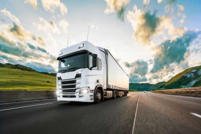 鋼鐵在交通運(yùn)輸中的應(yīng)用 鋼鐵在交通運(yùn)輸中的應(yīng)用